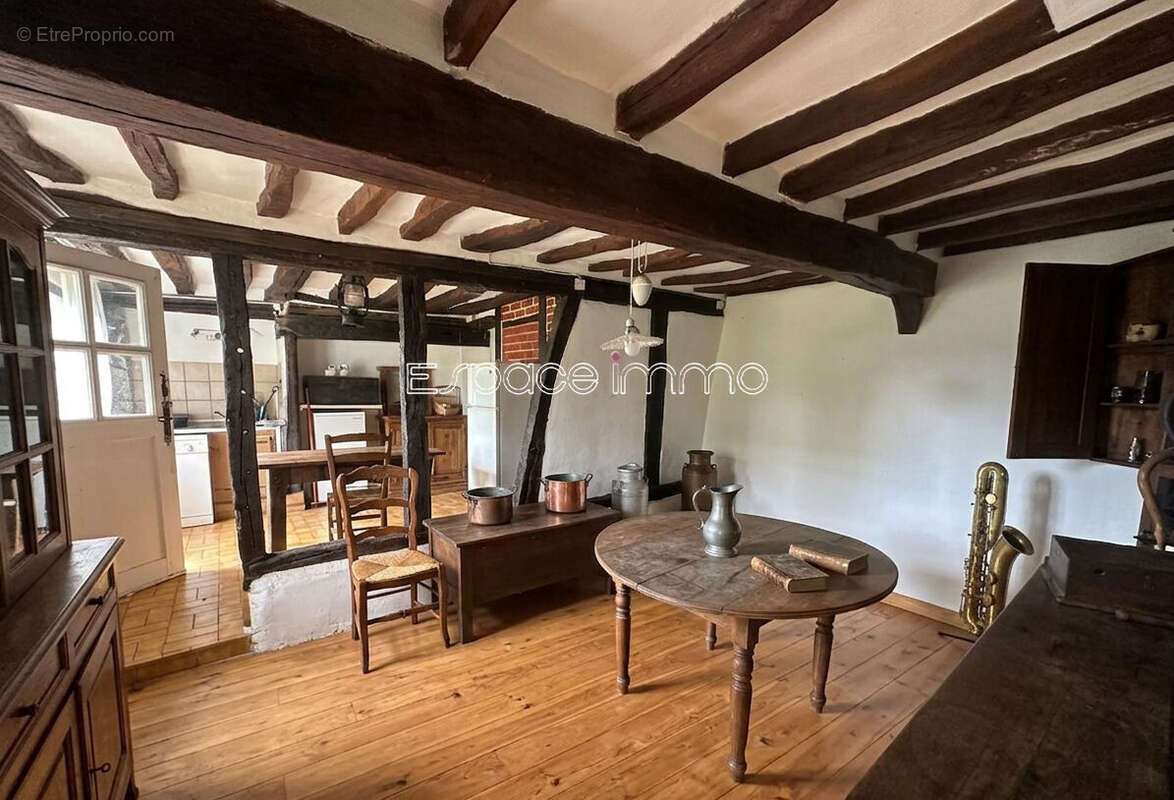 Maison à BOSC-GUERARD-SAINT-ADRIEN