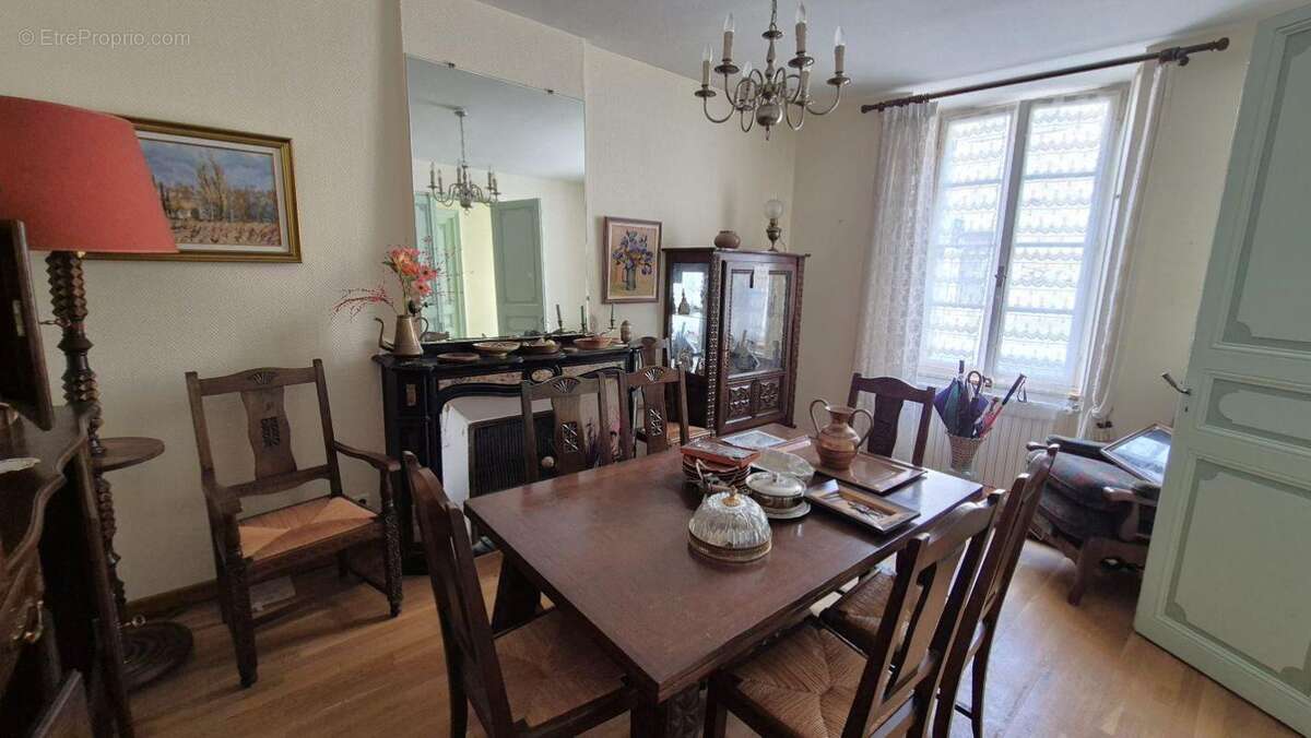 Maison à HOMPS