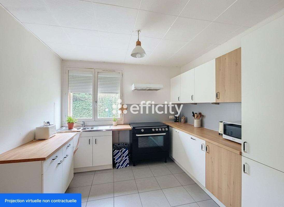 Maison 98 m² à Saint-Chamond  - photo 5