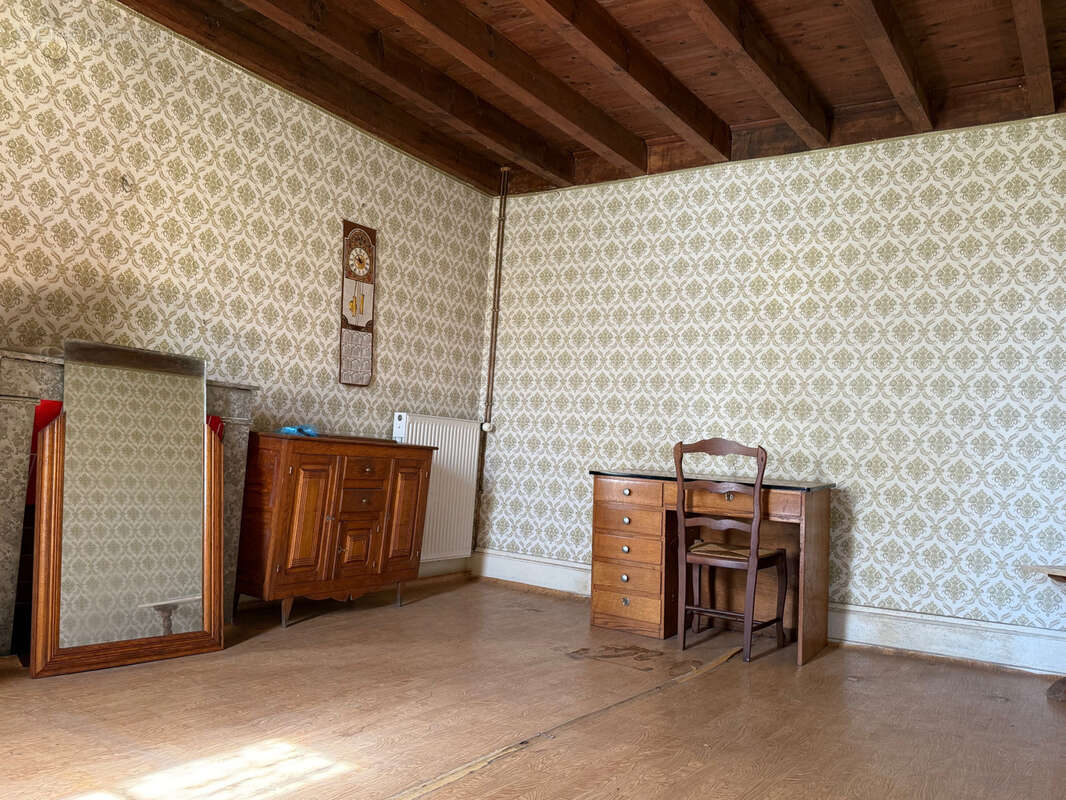 Maison à BUSSIERES