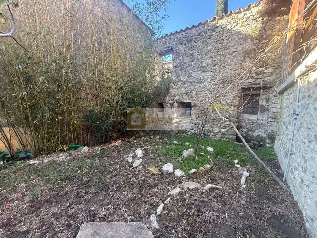 Appartement à PUY-SAINT-MARTIN
