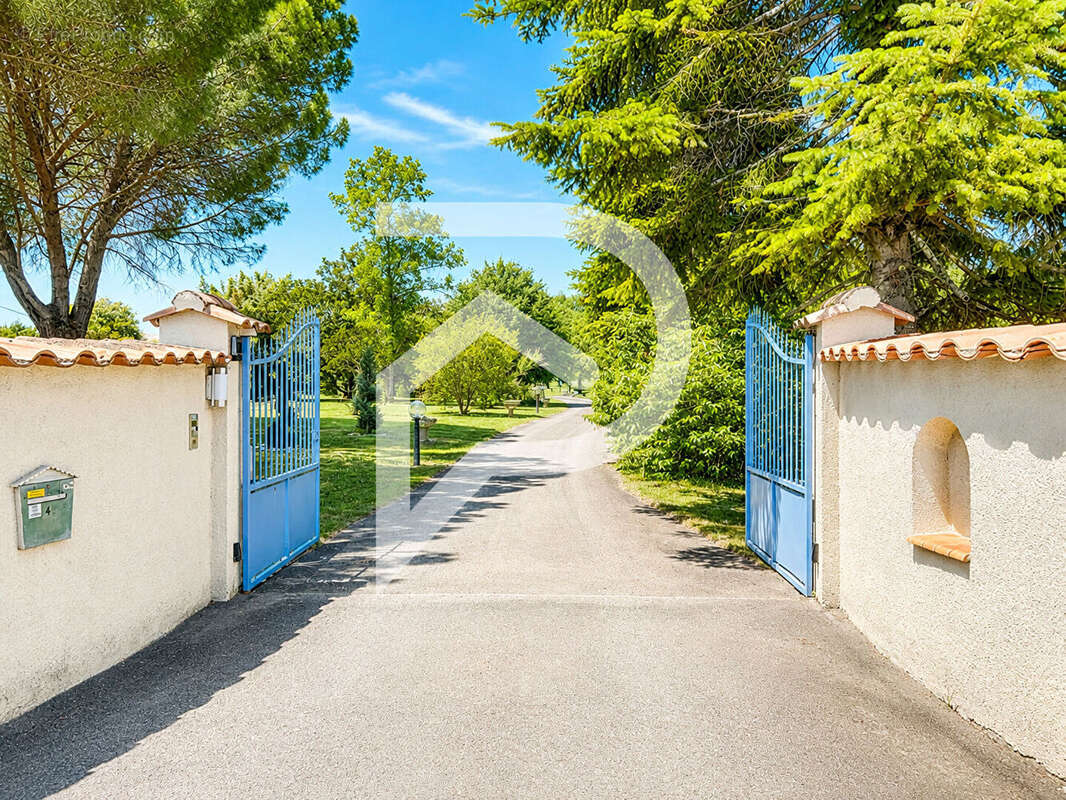 Belle villa avec piscine - photo 14