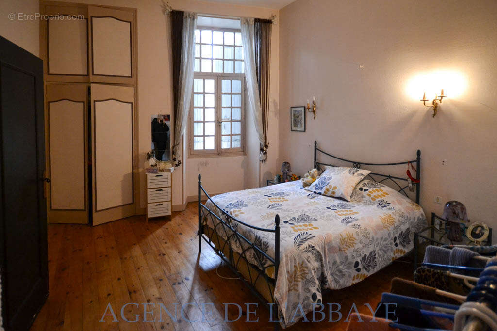 Appartement à SAINTES