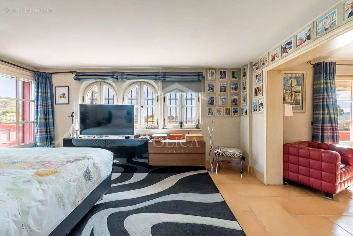 Maison à MOUGINS