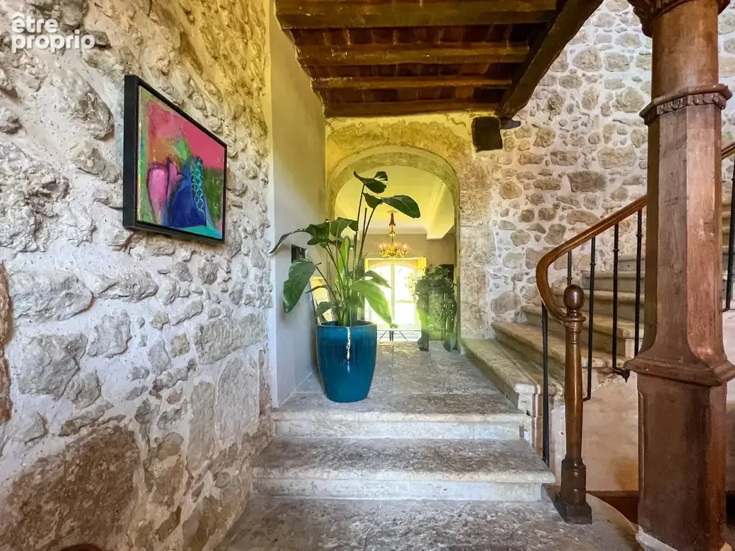 Château gascon du XV° siècle, près de Lectoure, remanié au XVI° dans le goût de la Renaissance italienne - photo 16