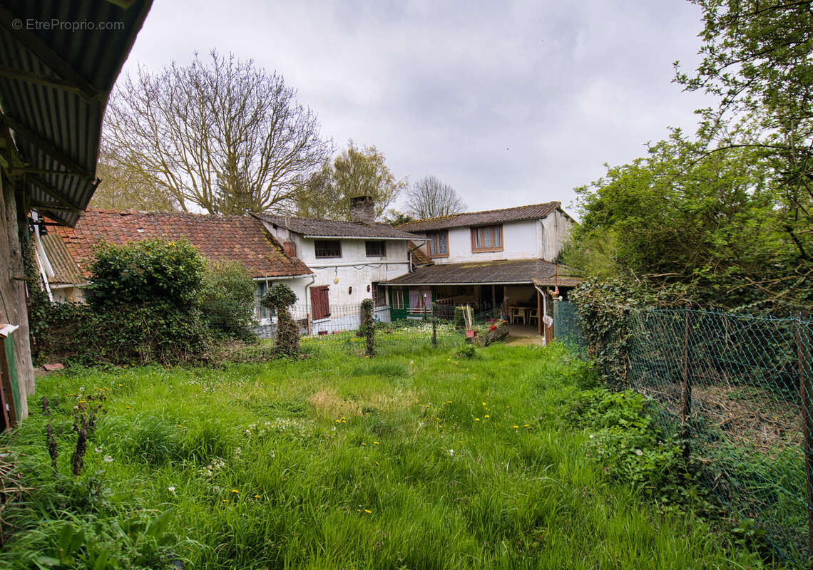 Maison à ALLERY