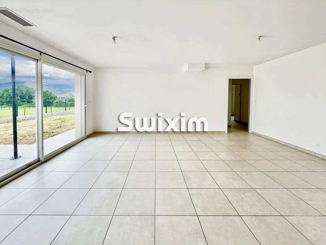 Maison à MONTELIMAR