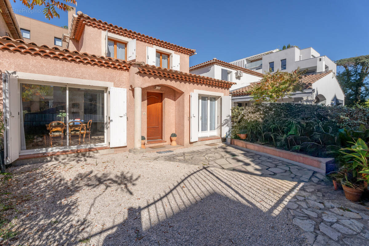 Maison à MARSEILLE-9E