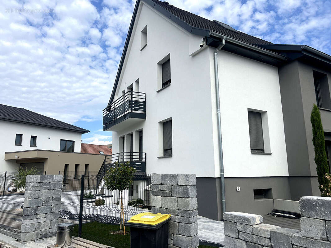 Maison 236 m² à Illzach  - photo 2