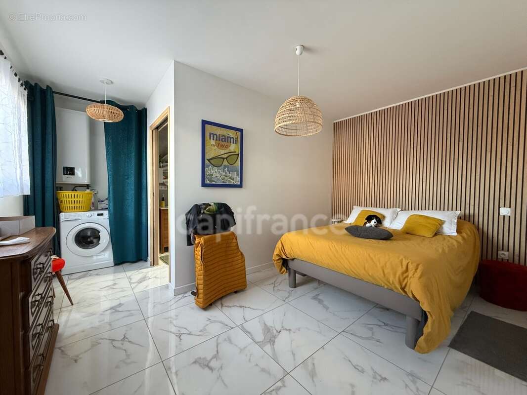 Propriété d'exception – 2 logements, piscine, hangars, idéal activité professionnelle - photo 14