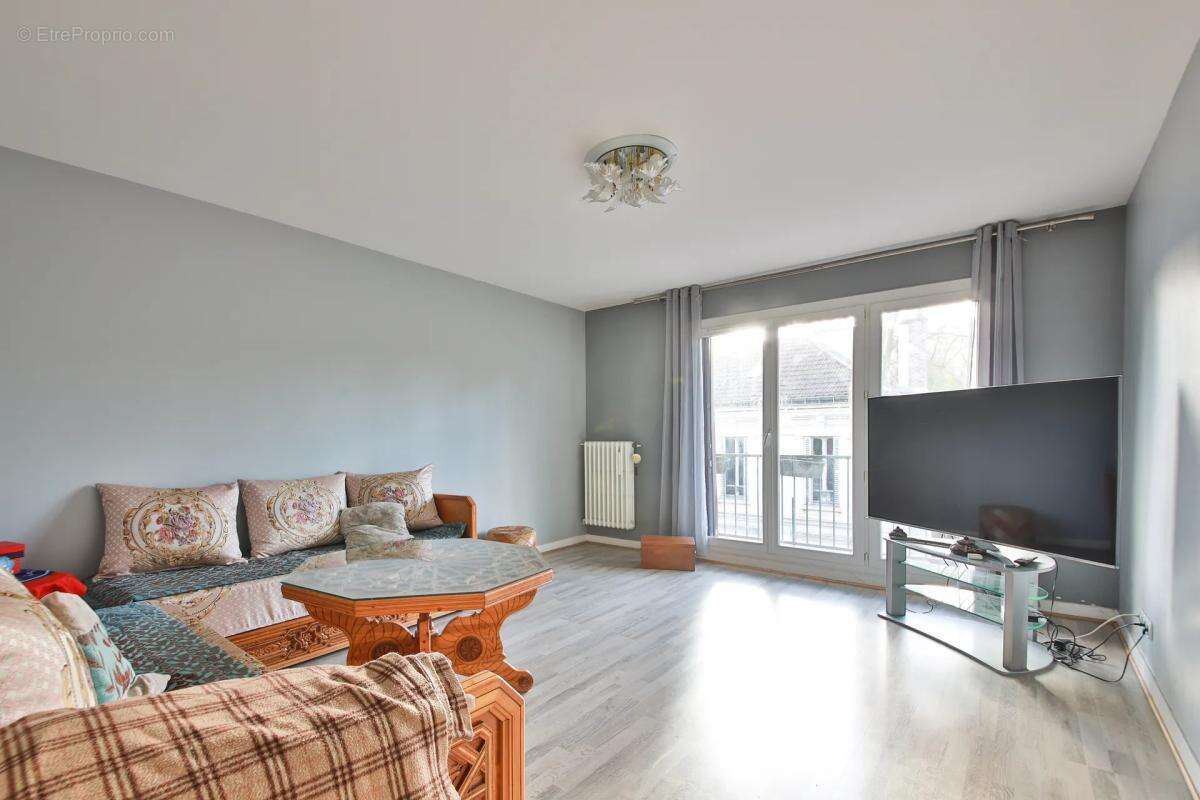 Appartement à CACHAN