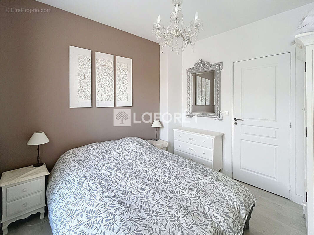 Maison à MORAINVILLIERS