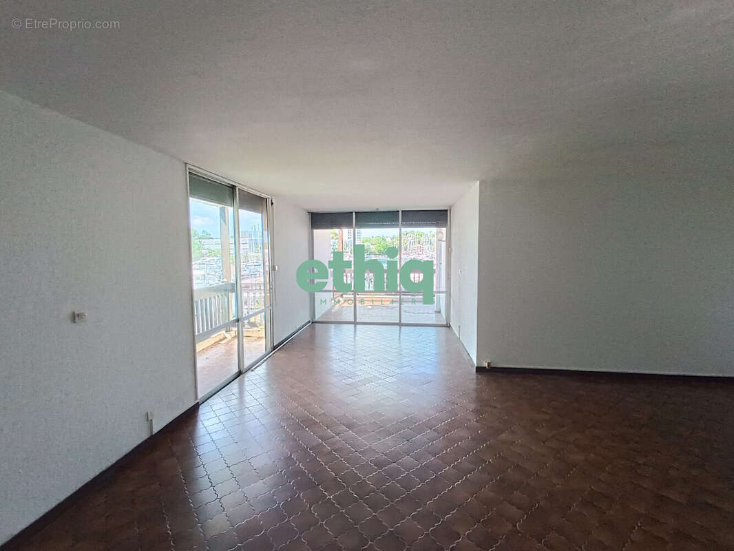 Appartement à LE GOSIER