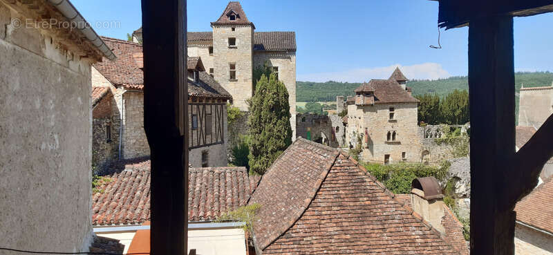 Maison à SAINT-CIRQ-LAPOPIE