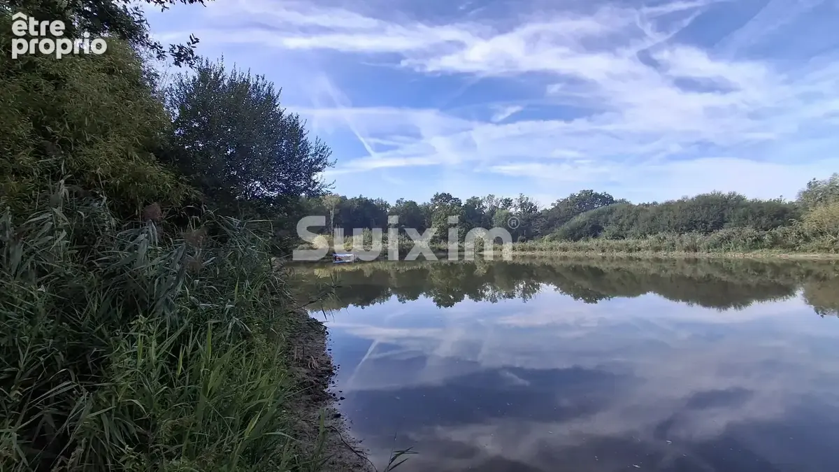 Terrain à CONTRES