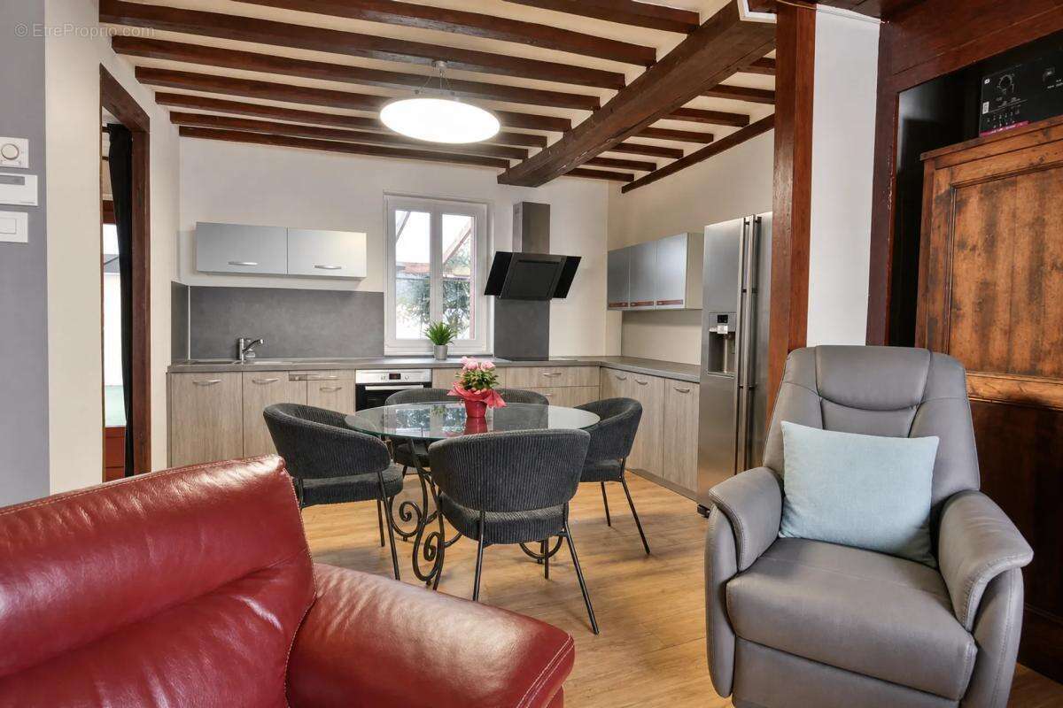 Élégante maison de caractère à Évreux - photo 3