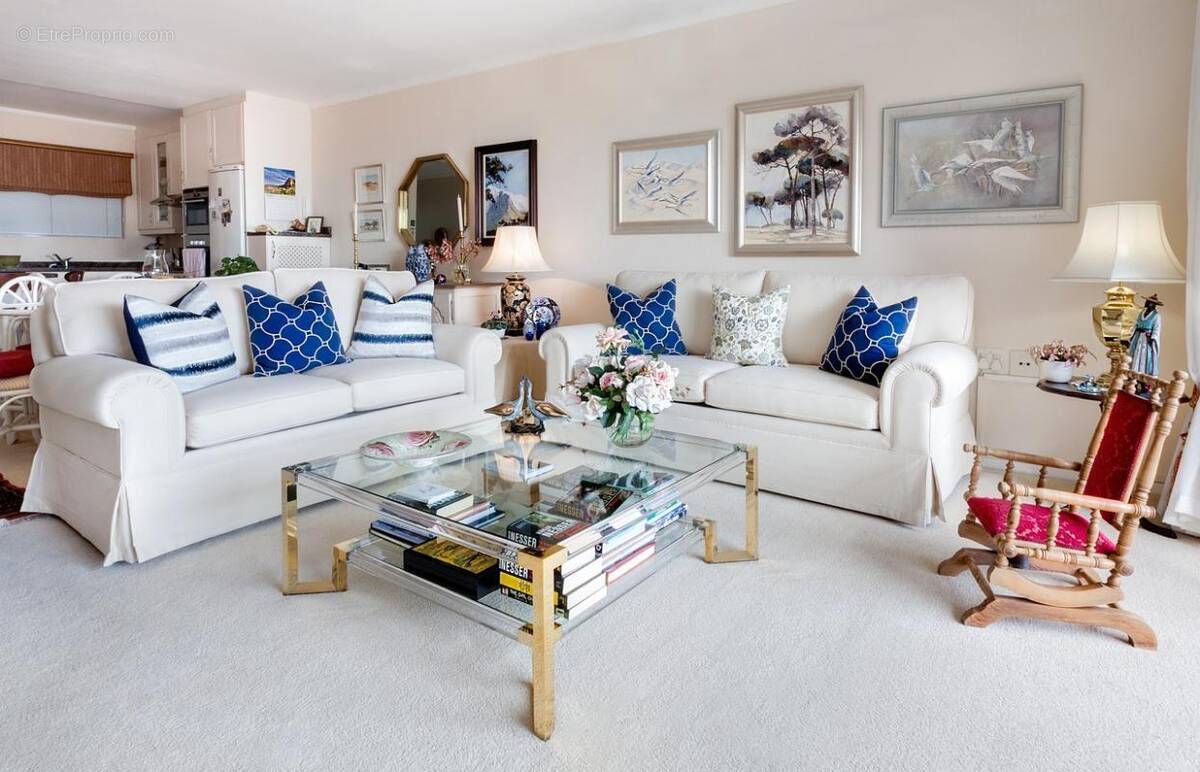 Appartement à BORMES-LES-MIMOSAS