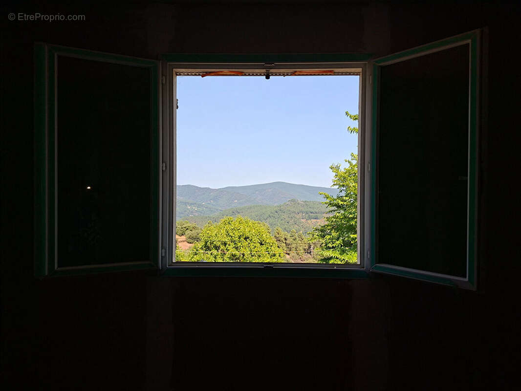 Villa à finir à vendre au Collet de Dèze - 4 pièces, 86 m² sur grand terrain - photo 9
