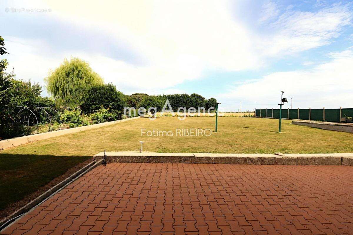 Maison à COULOMMIERS