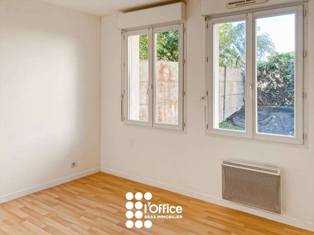 Appartement Les Sables D Olonne 4 pièce(s) 75 m2 - photo 10