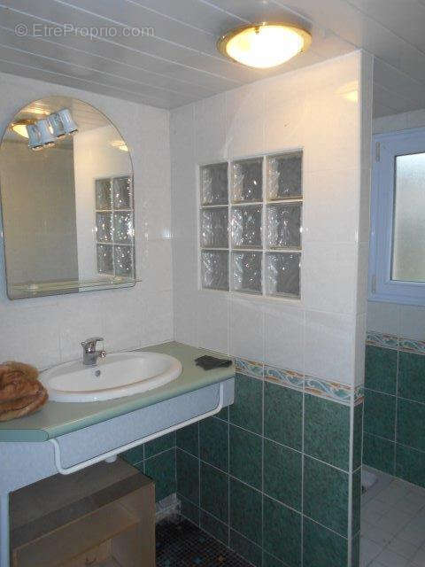 Maison à CORLAY