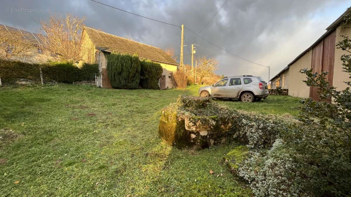 Maison à LA GRANDE-VERRIERE