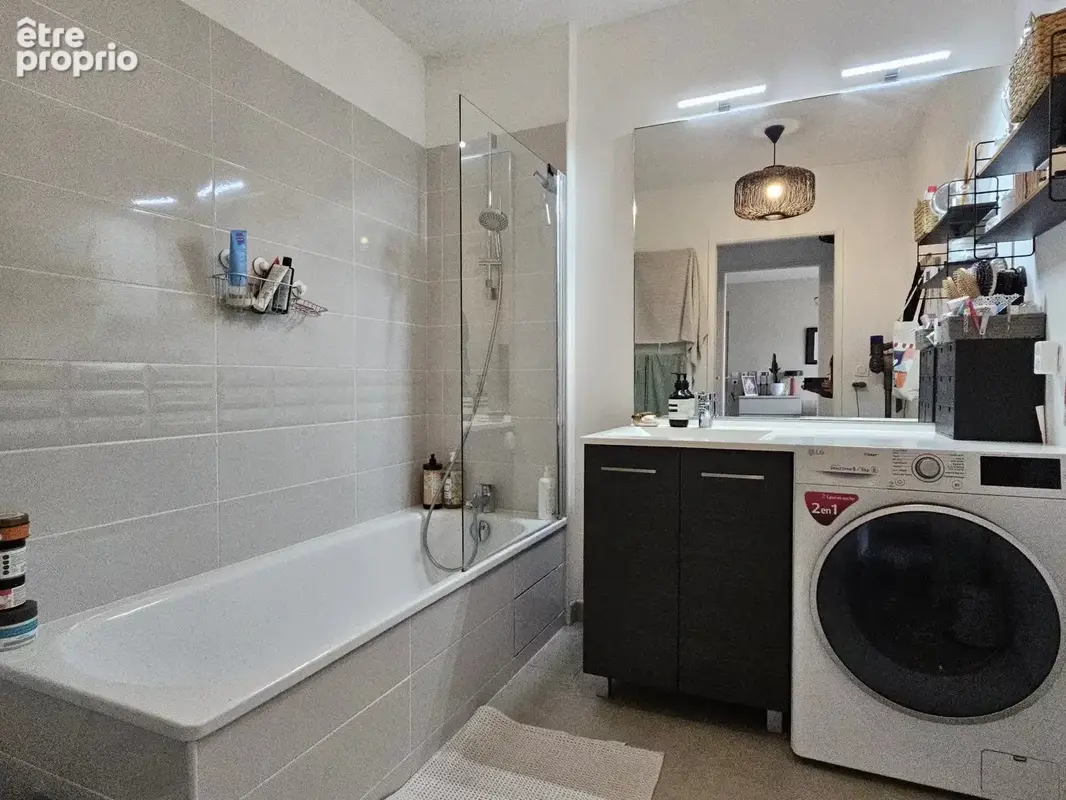 T3 - 65m² - guilhermy - photo 8