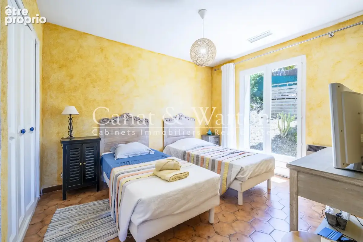 Rayol-candel: villa avec piscine offrant une vue mer exceptionnelle - photo 12