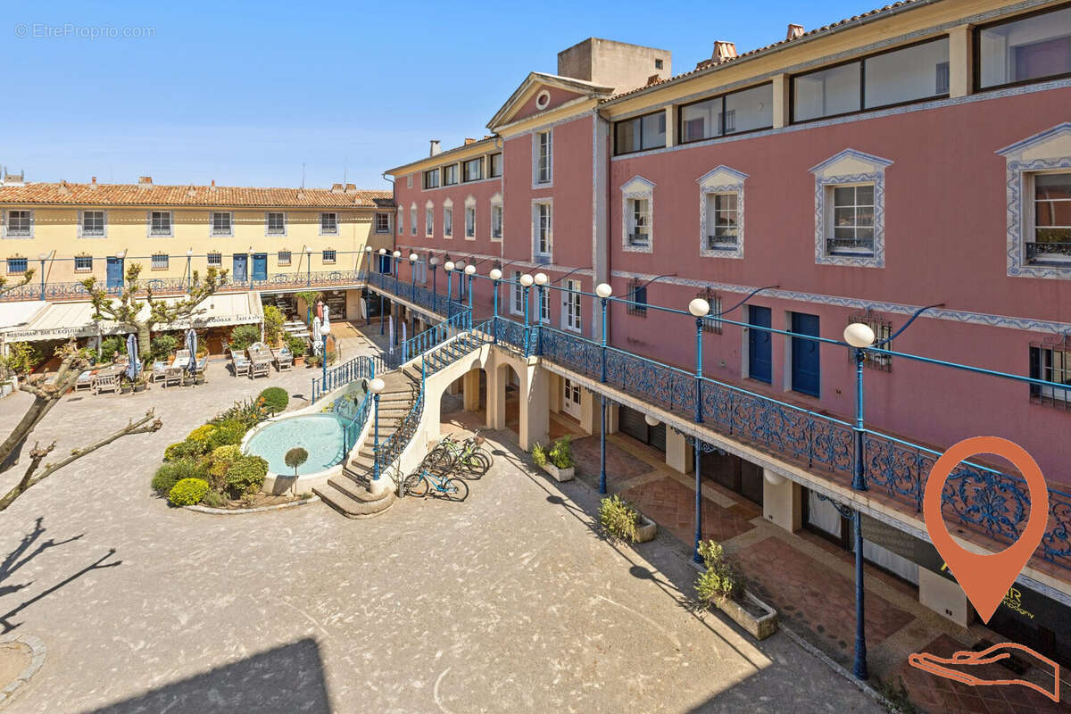 Appartement à GRIMAUD