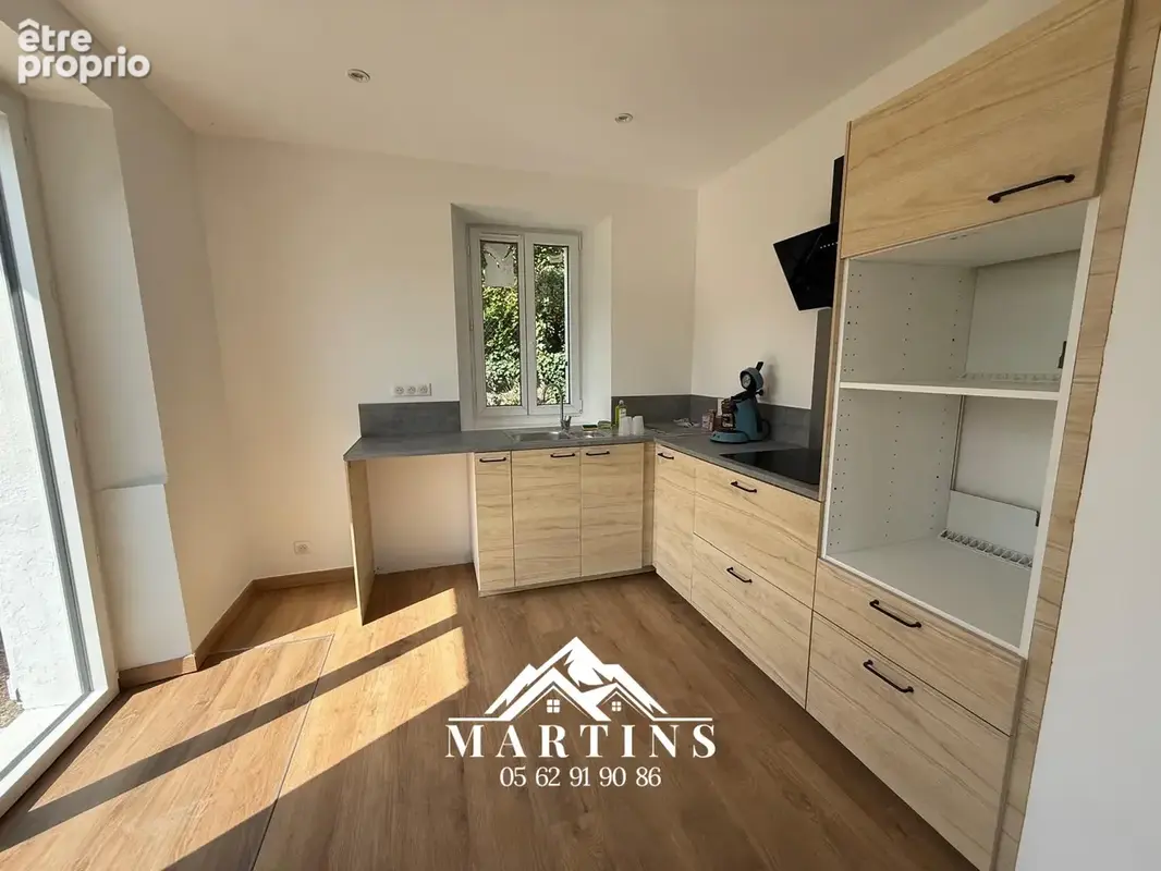 EXCLUSIVITE / ARGELES-GAZOST - Appartement rénové de type 3 avec vue dégagée et jardin privatif de 200m2. - photo 8