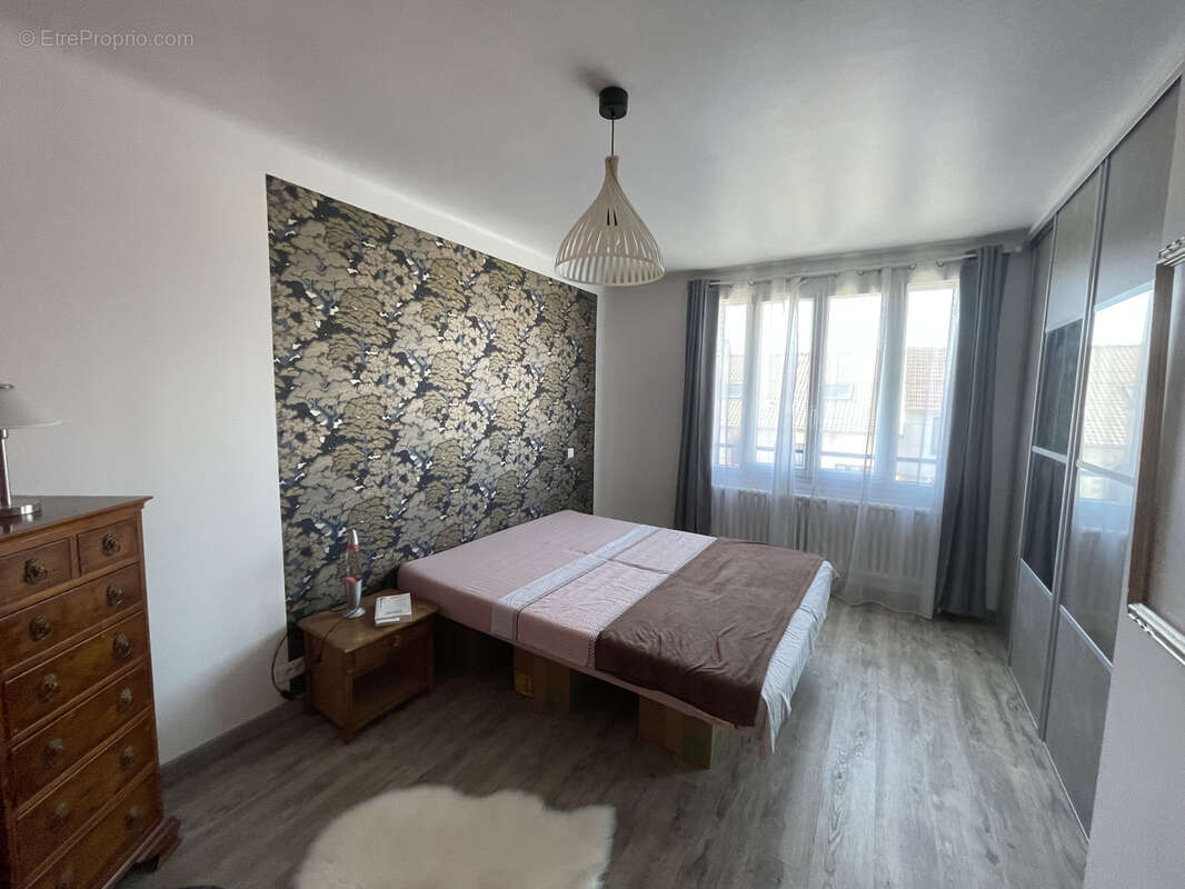 Maison à MAROLLES-EN-HUREPOIX