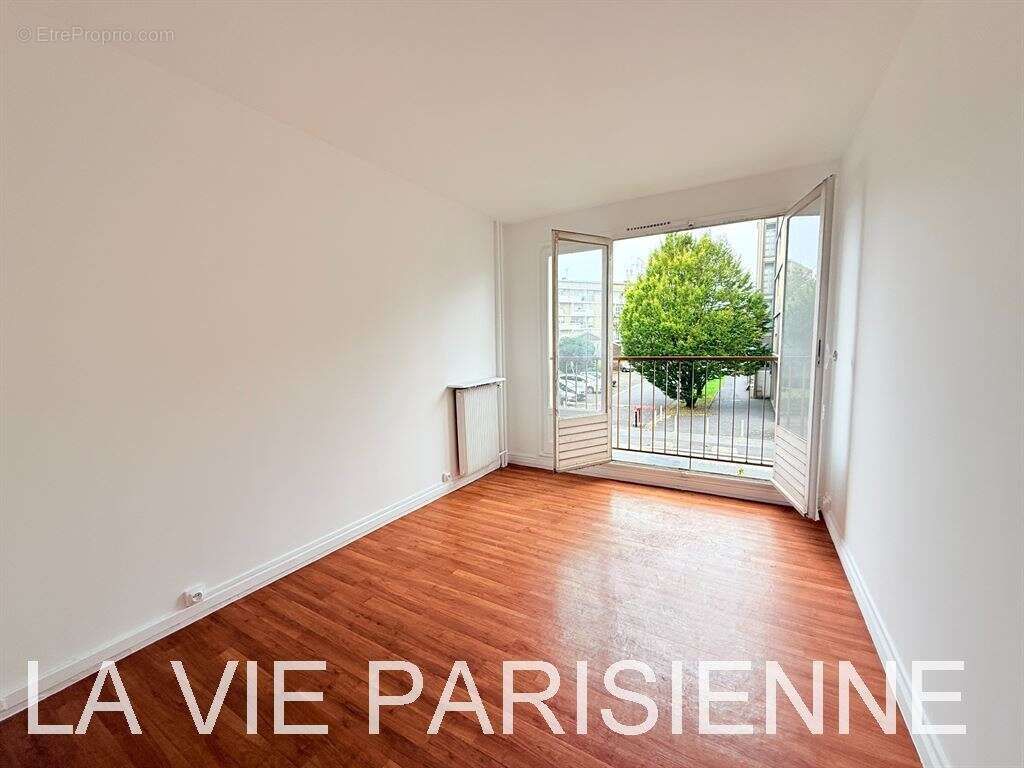 Appartement à STAINS