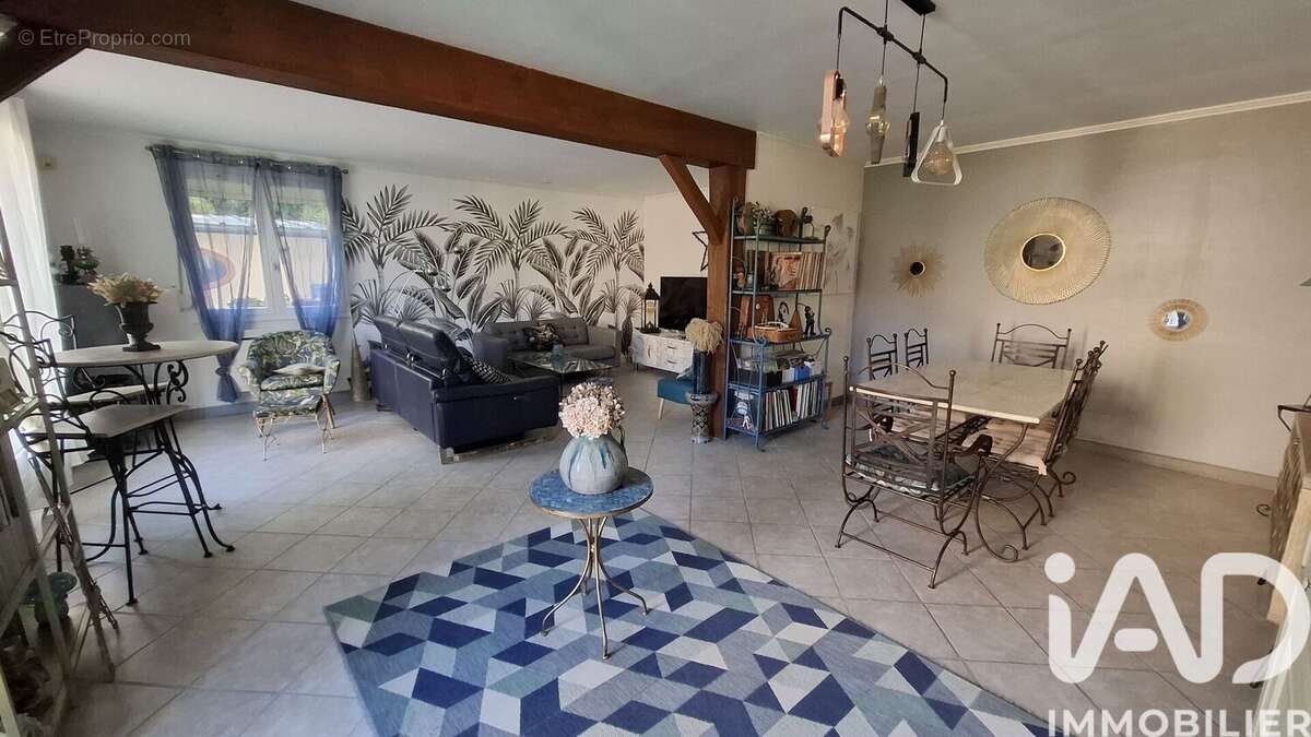Maison 140 m² à Sainte-Gemme-Moronval  - photo 3