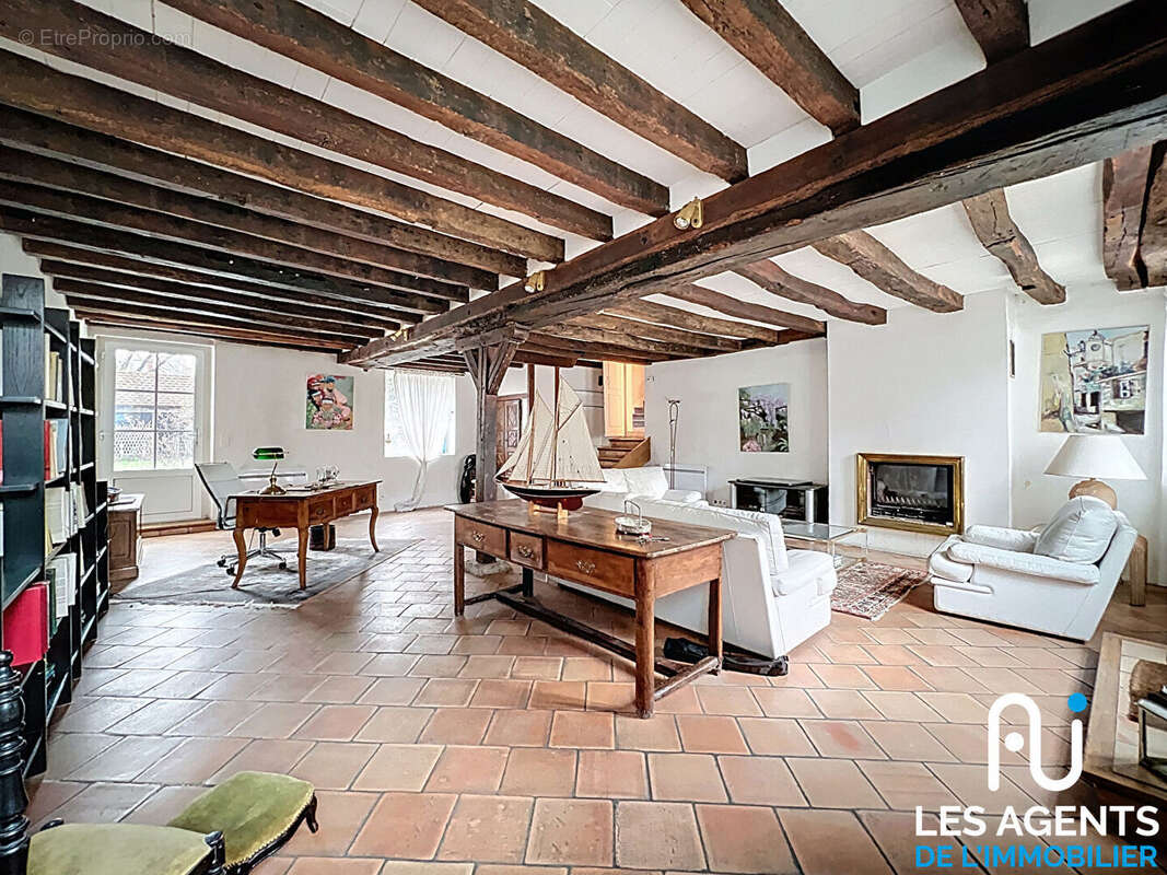 Maison à MEUNG-SUR-LOIRE