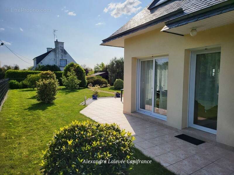 Maison à PLOGASTEL-SAINT-GERMAIN