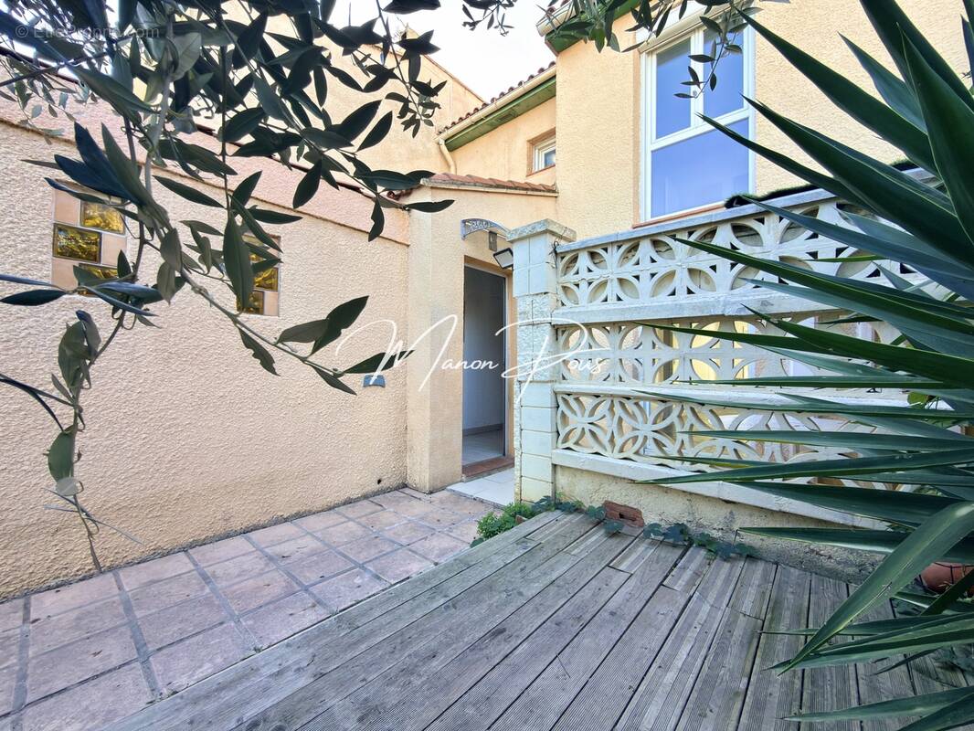 Maison à SAINT-ESTEVE