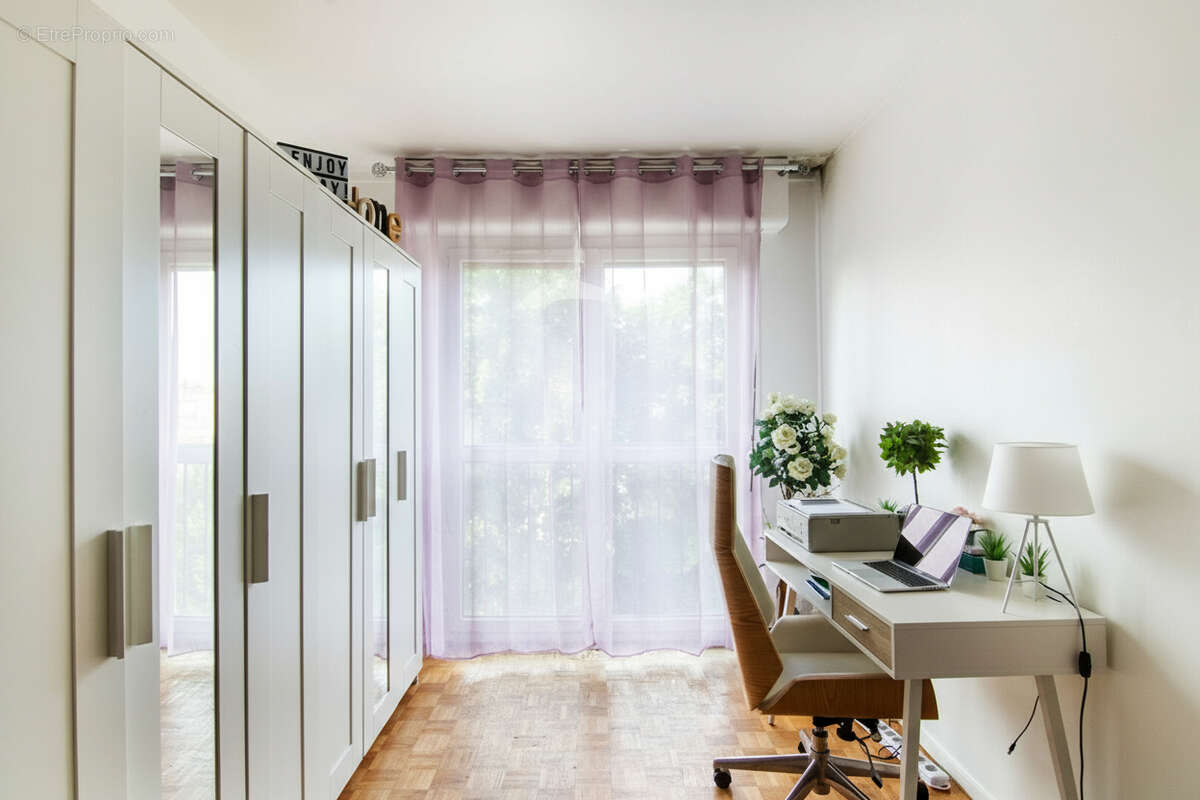 Appartement à ENGHIEN-LES-BAINS