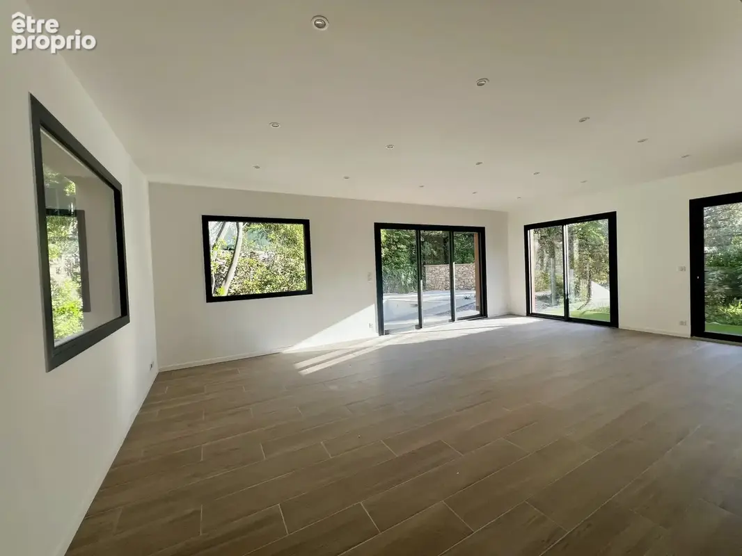 Superbe maison NEUVE de 170m2 -  5 chambres -  Ravissant jardin avec PISCINE - FRAIS NOTAIRES REDUITS. - photo 5