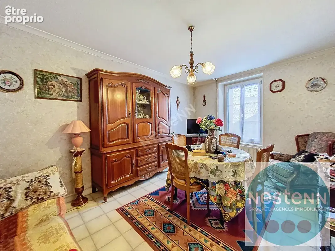 Maison de plain-pied à rénover - Beau potentiel au coeur de Saint-Gervais-la-Forêt - photo 2