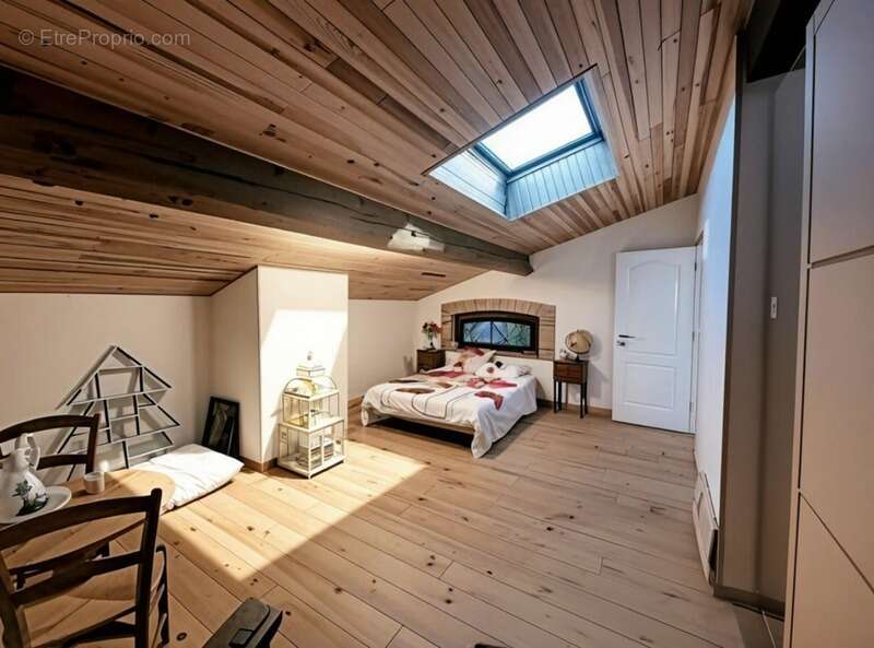 À 5 min de Cadours – Authentique ferme toulousaine de 245 m², en partie rénovée, sur terrain arboré - photo 12