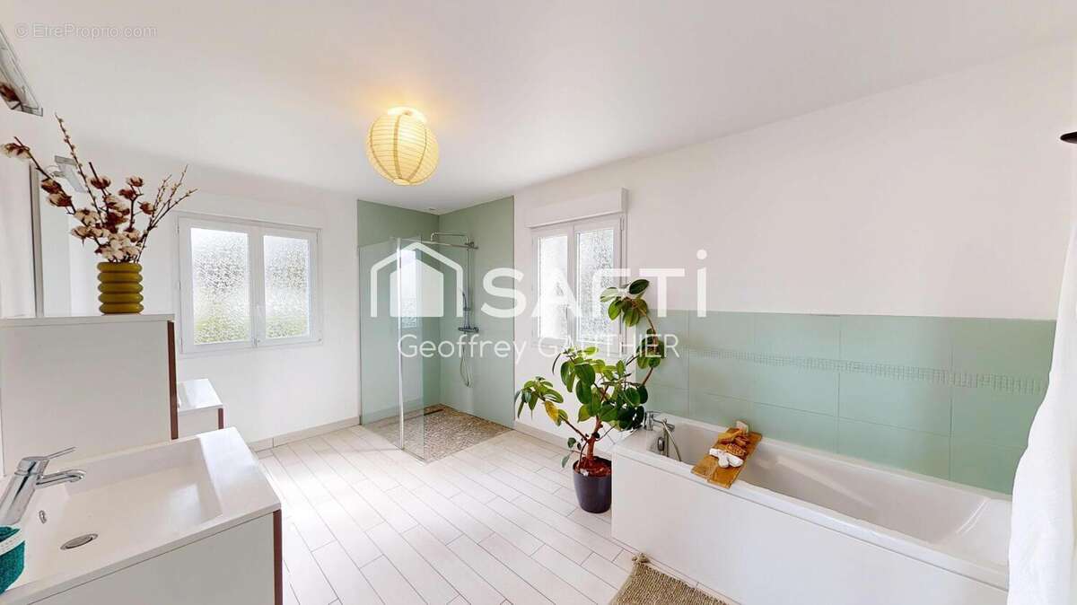 Photo 5 - Maison à WIRWIGNES