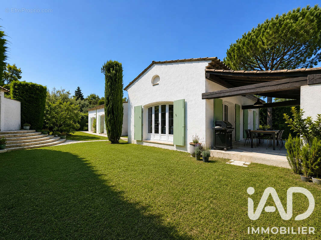 Photo 2 - Maison à LE ROURET