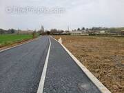 Terrain à SAINT-GAUZENS