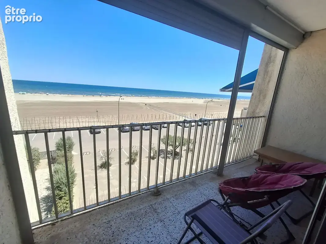 Appartement VUE MER  2 pièces balcon  parking - photo 2