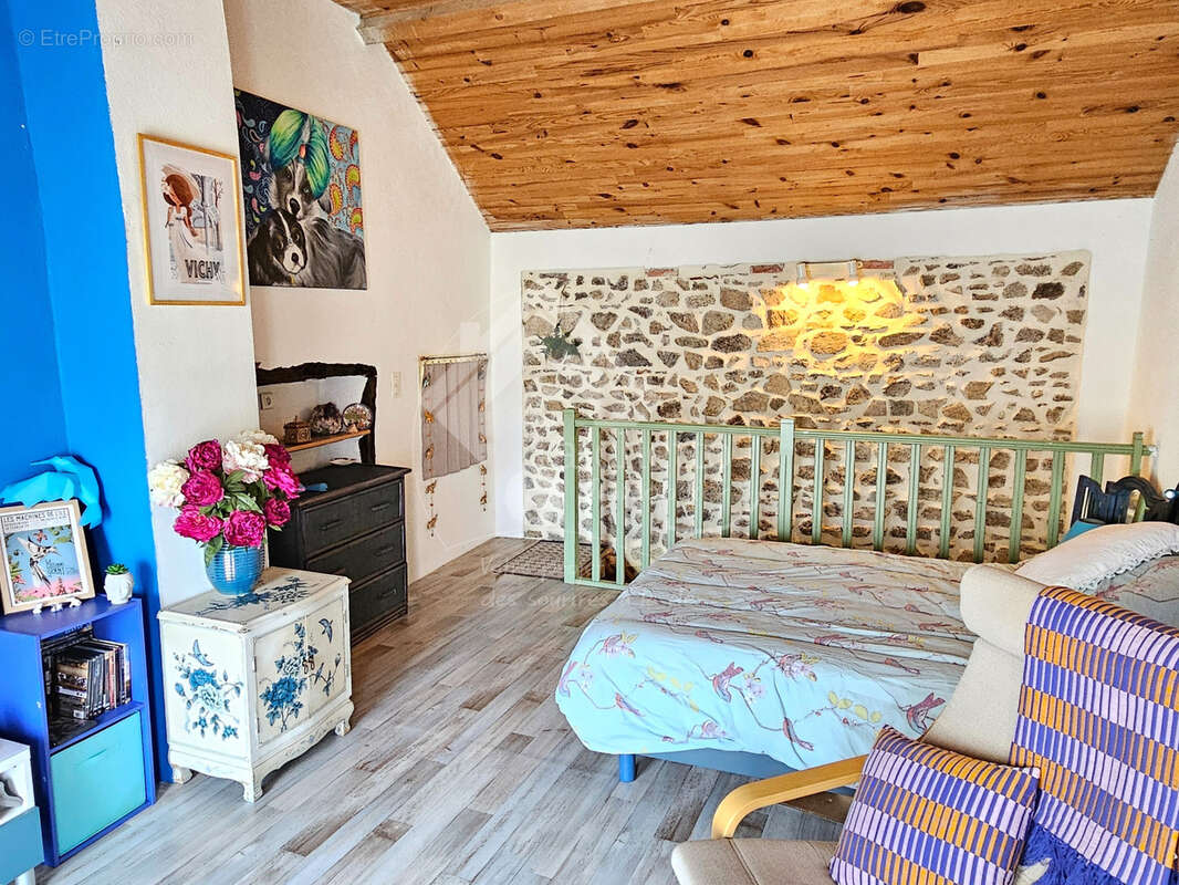 Maison à ARFEUILLES