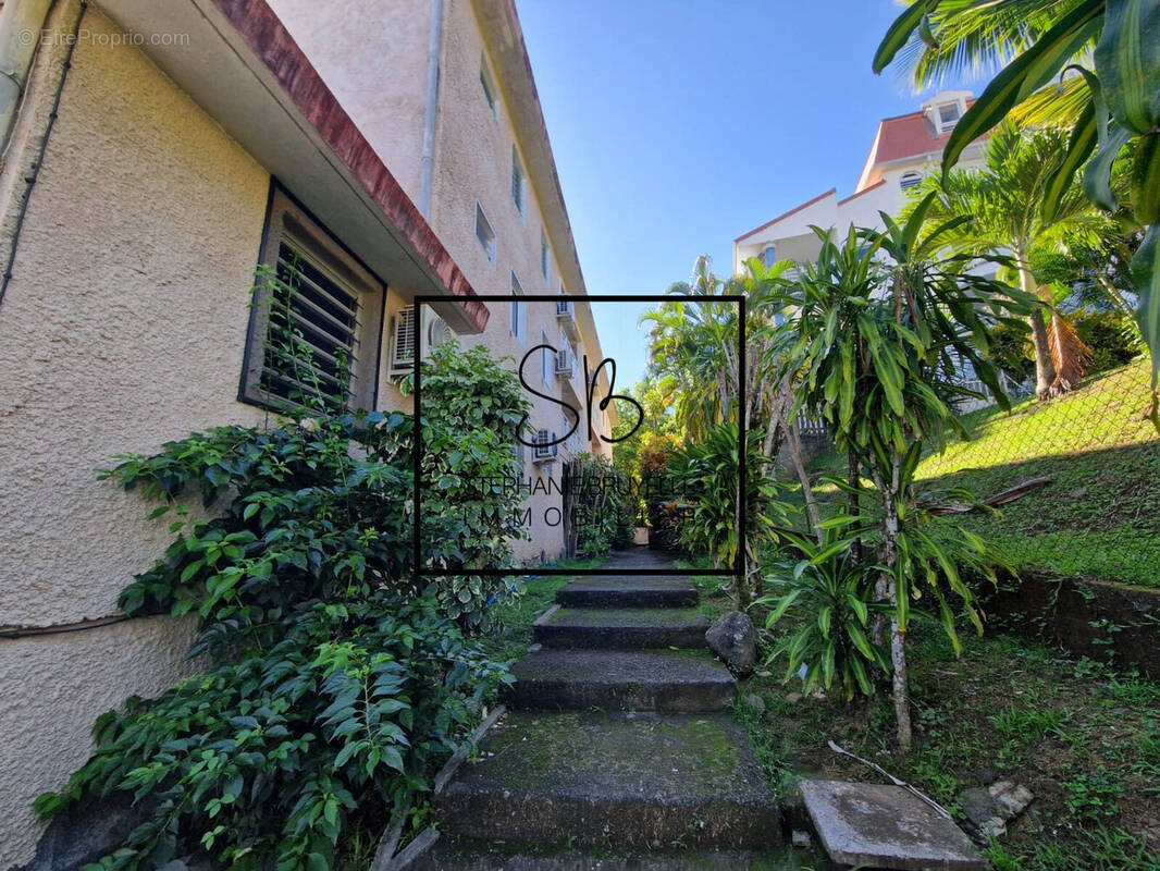 Appartement à LES TROIS-ILETS