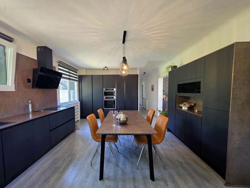 Maison à LALINDE
