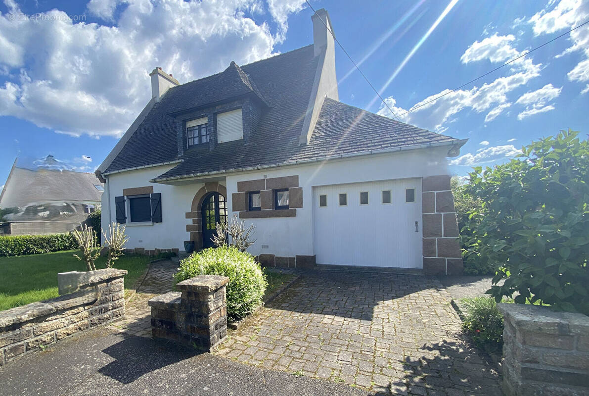 Maison à LANDIVISIAU