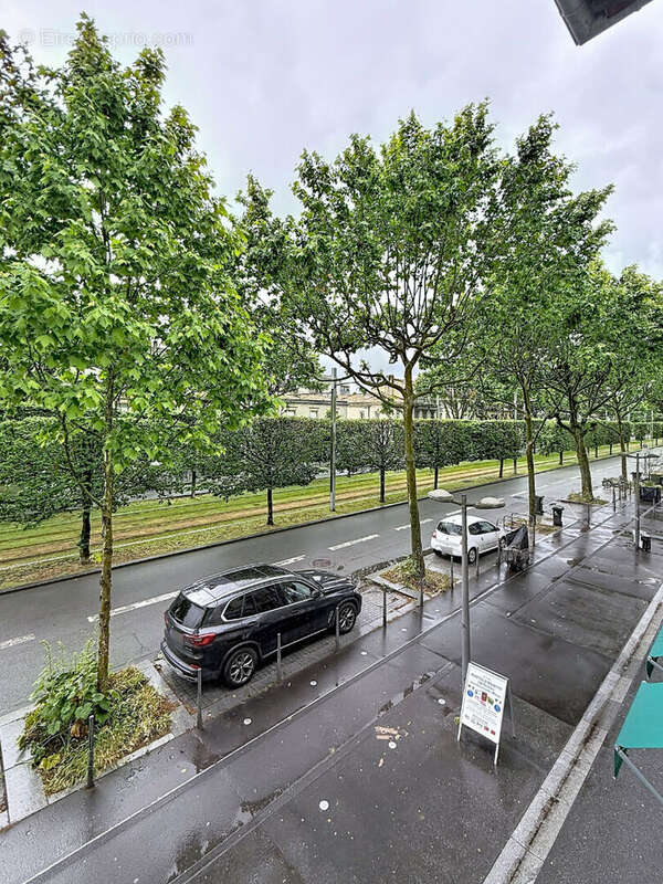Bel appartement 3 pièces - Bordeaux Bastide Avenue Thiers - photo 4
