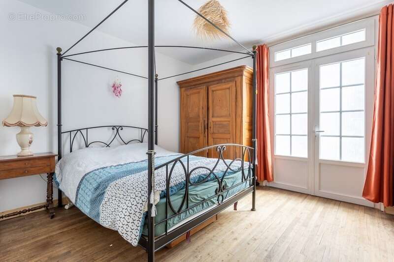 Maison à SAINT-SAUVEUR